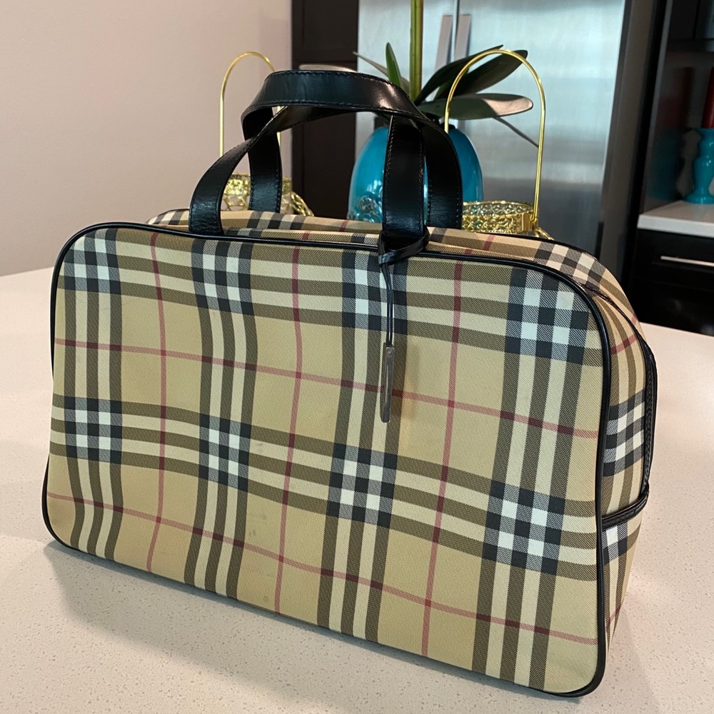 ‼️SOLD‼️Burberry Handbag